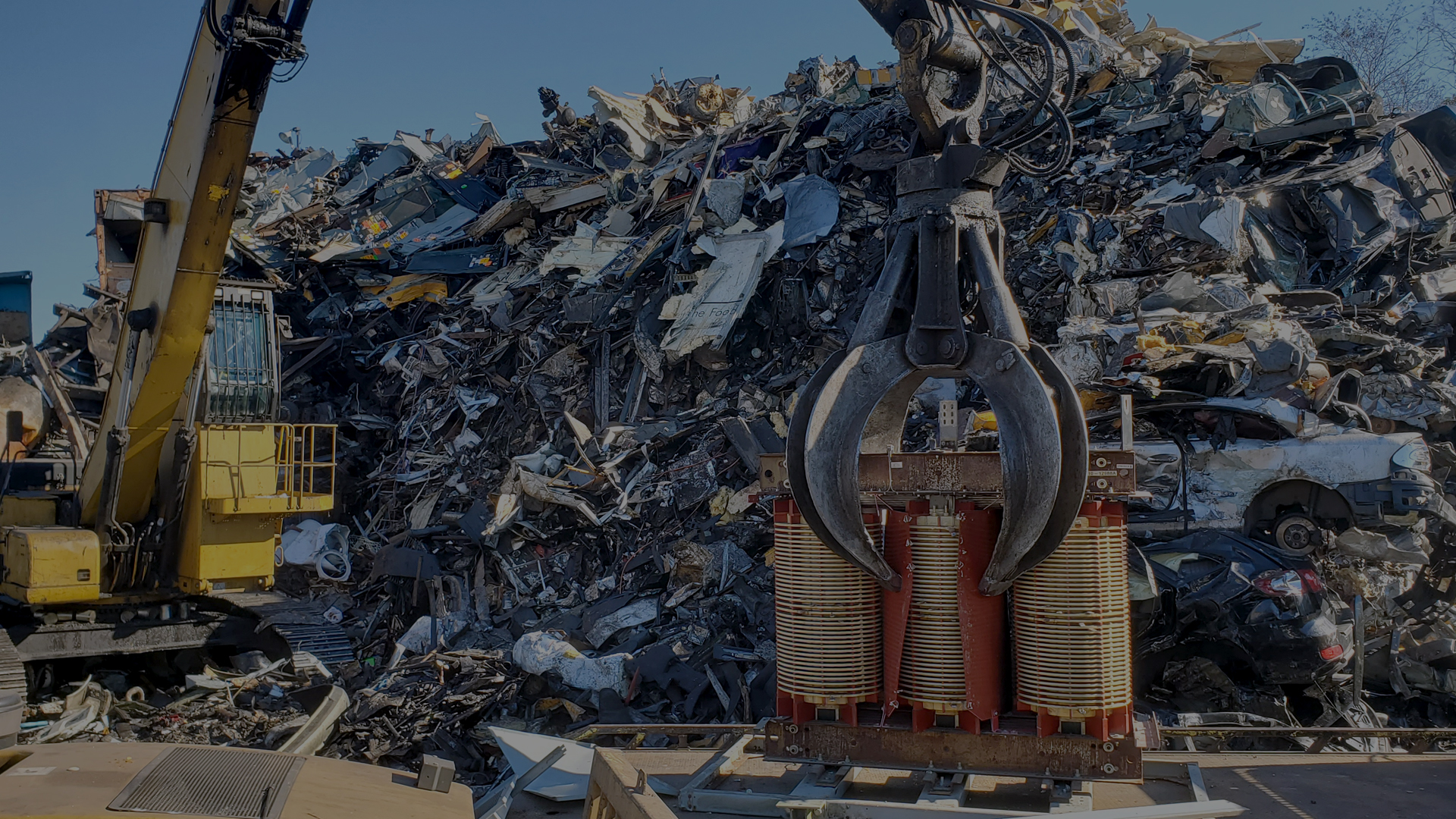 Plakos Scrap Processing Inc. | Scrap Metal Recycling Professional Service | Brooklyn, NY | Phone: 718.385.0707 Fax: 718.385.0721 | plakosscrap2@gmail.com